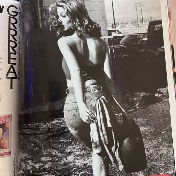 March 1993 Vogue Karen Mulder cover perfect vintage original supermodels rare - Picture 3 of 12
